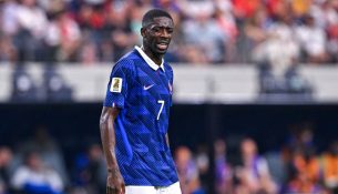Prapaskena: Dembele u përplas me Deschamps dhe një pjesë të ekipit