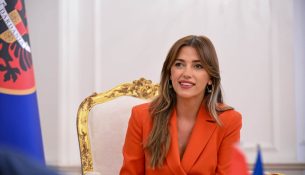 Haxhiu: SHBA dhe BE të dënojnë rikthimin e narrativave të Millosheviçit nga Vuçiçi e Bërnabiçi