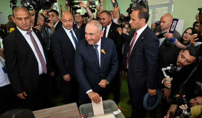 Armenia miraton ligjin që kufizon të drejtën e votës për qytetarët që jetojnë jashtë vendit