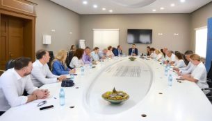 ‘Besa’ në territor, Lamallari mbledh prefektët: Çdo shqetësim i qytetarëve meriton përgjigje