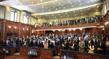 PDK-ja dhe Aleanca dorëzojnë kërkesë për vazhdimin e seancës konstituive