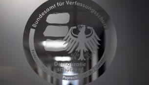 Ministri gjerman mbron fuqizimin e shërbimeve sekrete