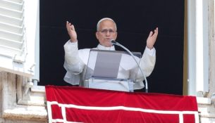 Papa Leoni reagon për krizën e emigrantëve në Ceuta: ‘Grykësia na verbon ndaj vuajtjeve njerëzore’