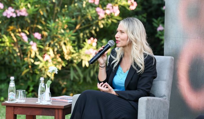 Anuela Ristani largohet nga Bashkia e Tiranës pas 11 vitesh