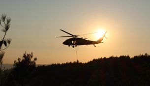 23 vatra në 12 orë, tetë ende aktive