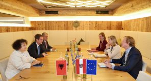Hoxha takon homologen austriake, në fokus rruga e Shqipërisë drejt BE-së