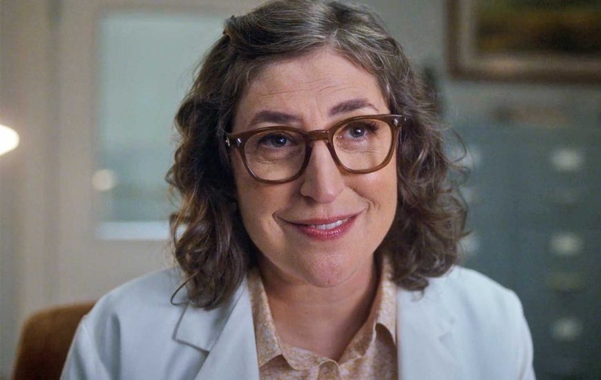 Mayim Bialik rikthehet si Amy në “Stuart Fails to Save the Universe”