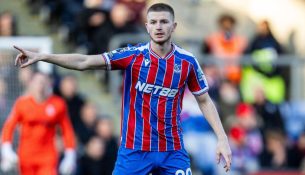 Liverpooli në negociata për Adam Wharton