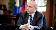“Rruga ka histori” – Mustafa tregon pse i kërkoi Ramës ndaljen e “eksperimentit”