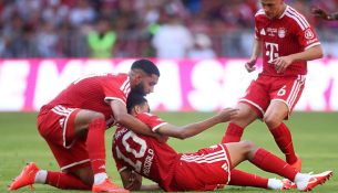 Momente paniku, Jamal Musiala rrëzohet në fushë
