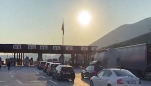 Fluks rekord në Morinë, mbi 200 mijë shtetas të Kosovës hynë në Shqipëri brenda një jave