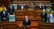 Kushtetuesja: Kuvendi u konstituua me vonesë, Qeveria është kushtetuese