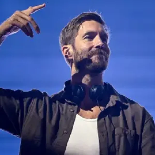Calvin Harris vendos rekord botëror, 1.6 milionë njerëz në performancën e tij në Brazil