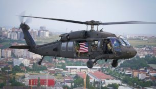 Ambasada e SHBA-së paralajmëron se protestat në Prishtinë mund të përshkallëzohen shpejt