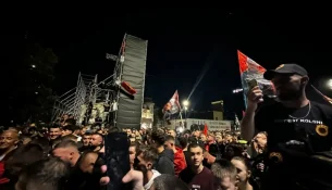“Jo në emrin tim” – nis protesta pranë Qeverisë