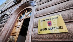 Vakancat në Kushtetuese, KED kualifikon dy emra