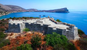 Mbi 51 mijë vizitorë në monumentet e Vlorës, Porto Palermo më i frekuentuari