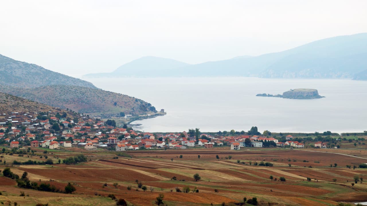  Ilinden  akuzon Sofjen për presion ndaj maqedonasve në Prespë