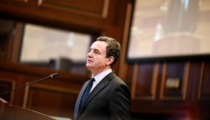 Kurti hesht për kritikat e BE-së ndaj ndryshimeve në Ligjin për Specialen