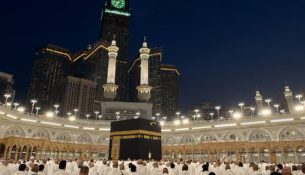 Arabia Saudite paralajmëron “vijën e kuqe” pas rrëzimit të dronit Houthi pranë Mekës