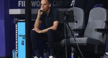 Plas te Anglia, Tuchel humbet kontrollin mbi dhomën e zhveshjes