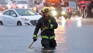 Stuhi e fuqishme, New York-u dhe New Jersey shpallin gjendjen e emergjencës