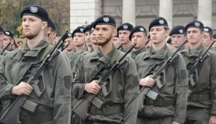 Austria pritet të zgjasë shërbimin e detyrueshëm ushtarak