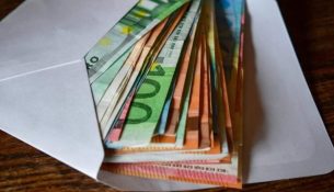 Remitancat arrijnë rekord historik, 621 milionë euro në vetëm gjashtë muaj