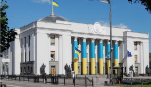 Ukraina përballet me vështirësi për të mbuluar deficitin financiar ndërsa kostot e luftës rriten