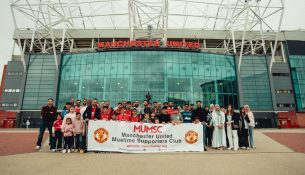 Tifozët myslimanë të Manchester United kërkojnë largimin e Sir Jim Ratcliffe