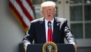 Hormuzi mbetet pengesë në negociatat SHBA-Iran pas refuzimit të Trump