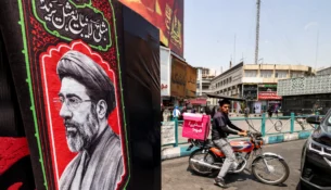 Axios: Khamenei urdhëron përgjigje maksimale ndaj çdo sulmi të SHBA-ve