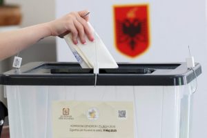 Zgjedhjet vendore, Begaj mbledh partitë më 30 tetor
