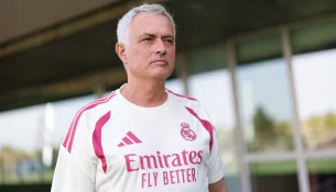 Jose Mourinho thumbon Manchester Cityn: ‘Do të jem 80 vjeç kur të vijë vendimi’