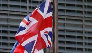 Ambasada britanike për Arlinda Zekajn: Askush që kërkon ndihmë nuk duhet të mbetet pa mbrojtje