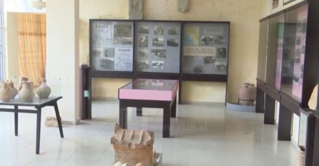 Muzeu Historik i Tepelenës po tërheq gjithnjë e më shumë turistë të huaj