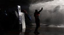 Protesta e dhunshme në Tiranë, jehonë në mediat ndërkombëtare