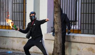 Bashkimi Evropian dënon dhunën në protestat në Shqipëri
