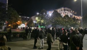 Reagon Demo: Politika e vjetër foli me gjuhën e shkatërrimit, flakëve dhe bastisjeve