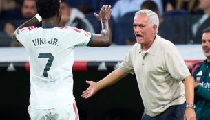 Jose Mourinho rikthehet në versionin e tij më konfliktual