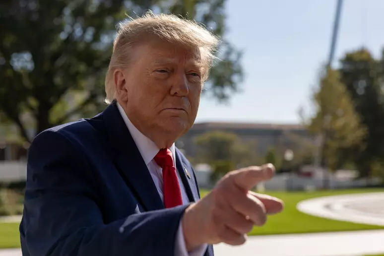 Trump  Pas përfundimit të luftës  do të bëjmë biznes si me Ukrainën  ashtu edhe me Rusinë