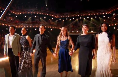 Julia Stiles nderon kujtimin e Heath Ledger me një performancë në “Dancing with the Stars”