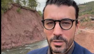 Karakaçi sqaron ndërhyrjet në Shkumbin: Argjinatura është e përkohshme, do të hiqet pas punimeve