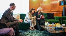 Shiroka Pula viziton familjet e krerëve të UÇK-së, paralajmëron veprim rreth Ligjit për Specialen