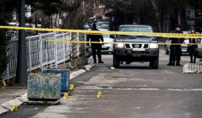 Dyshohet për dy të vrarë dhe një të plagosur në Gjilan